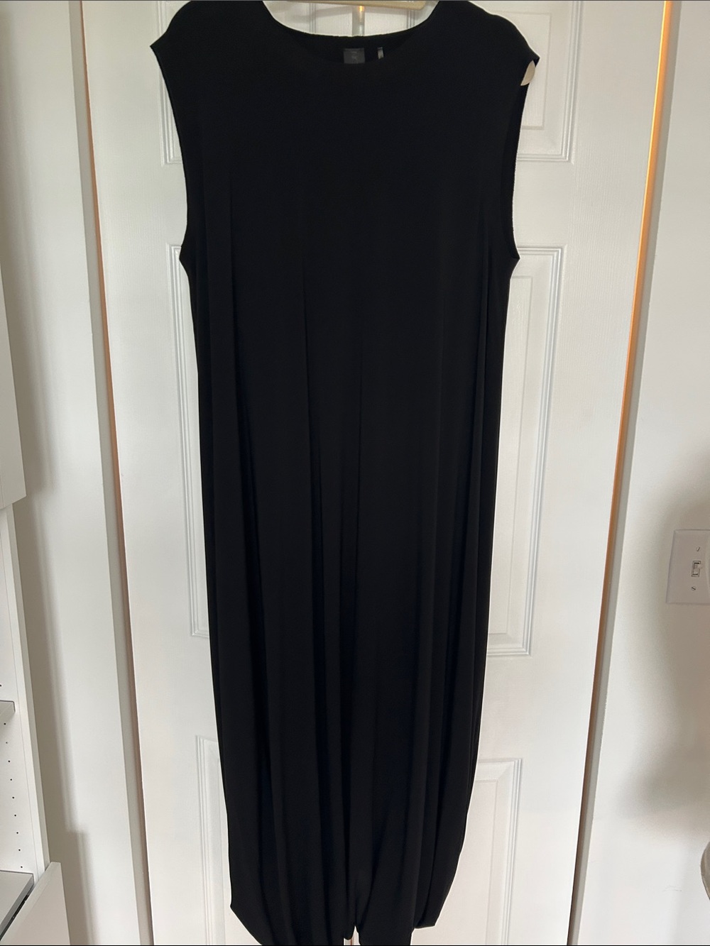 Norma Kamali classic black matte jersey dress size L